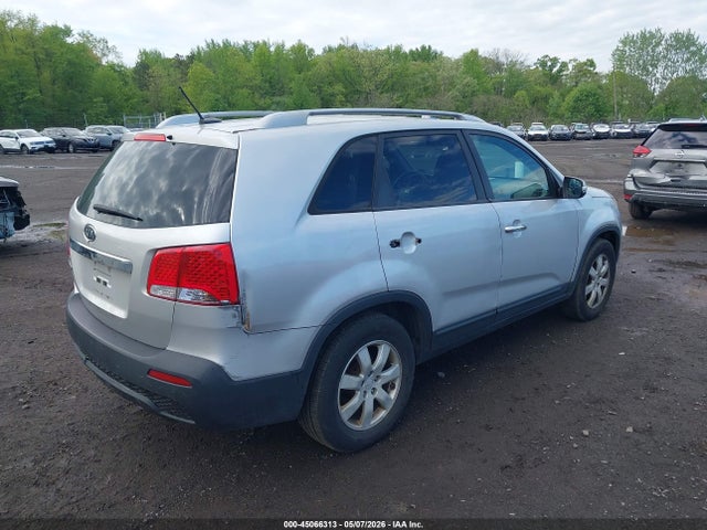 2011 Kia Sorento Lx V6 მანქანა იყიდება აუქციონზე, vin: 5XYKTDA25BG107503, აუქციონის ნომერი: 45066313