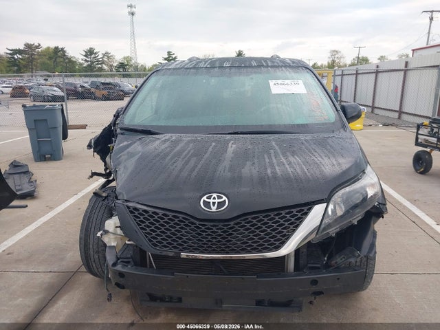 5TDXK3DC8ES504492 Toyota Sienna Se 8 Passenger