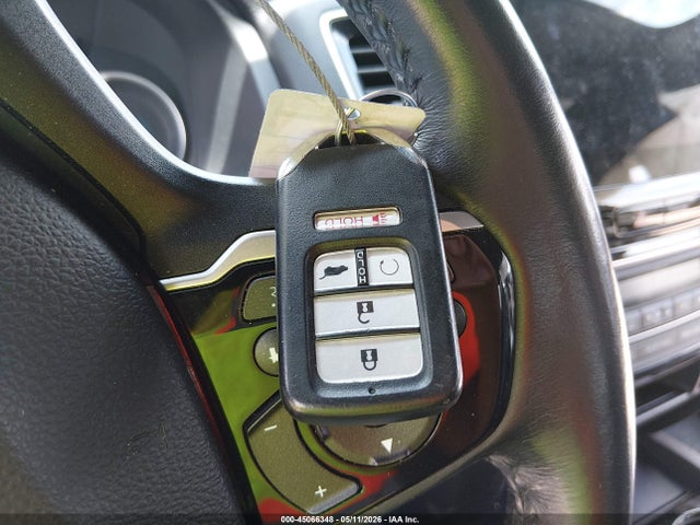 5FNYF7H9XMB014878 Honda Passport 2wd Touring
