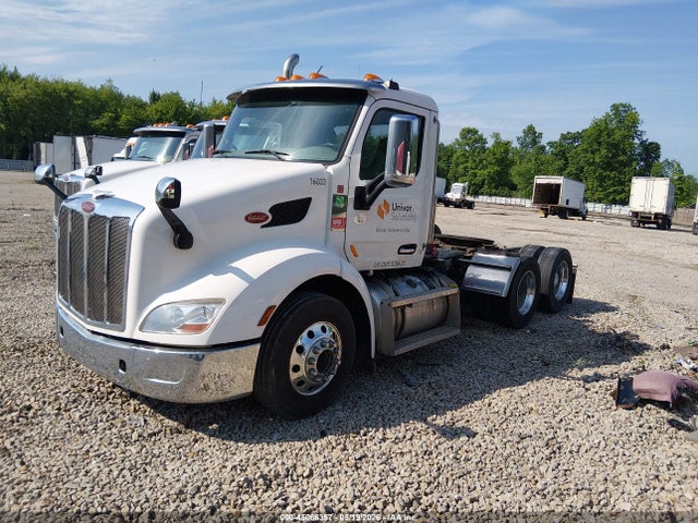 Продажа на аукционе авто 2016 Peterbilt 579, vin: 1XPBDP9X5GD343894, номер лота: 45066357