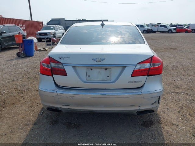 2013 Hyundai Genesis 3.8 მანქანა იყიდება აუქციონზე, vin: KMHGC4DD0DU235325, აუქციონის ნომერი: 45066363