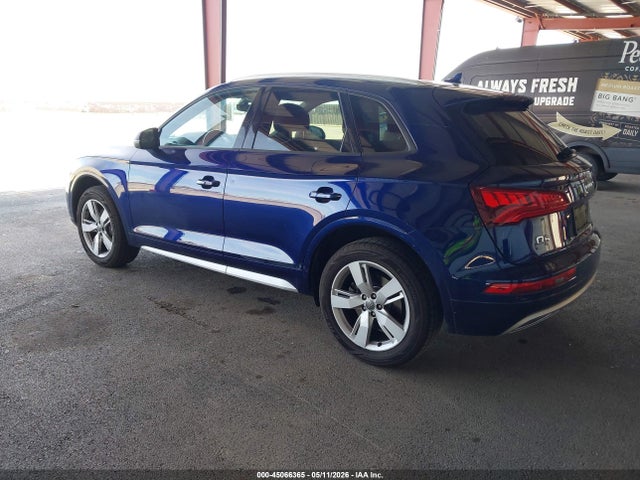 2018 Audi Q5 2.0t Premium/2.0t Tech Premium მანქანა იყიდება აუქციონზე, vin: WA1ANAFY0J2005336, აუქციონის ნომერი: 45066365