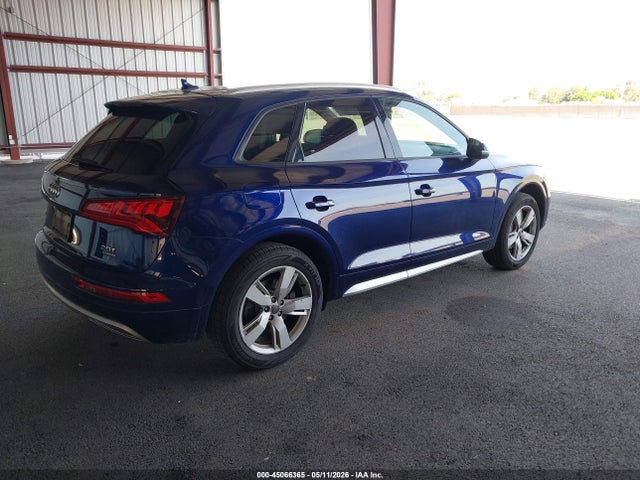 2018 Audi Q5 2.0t Premium/2.0t Tech Premium მანქანა იყიდება აუქციონზე, vin: WA1ANAFY0J2005336, აუქციონის ნომერი: 45066365