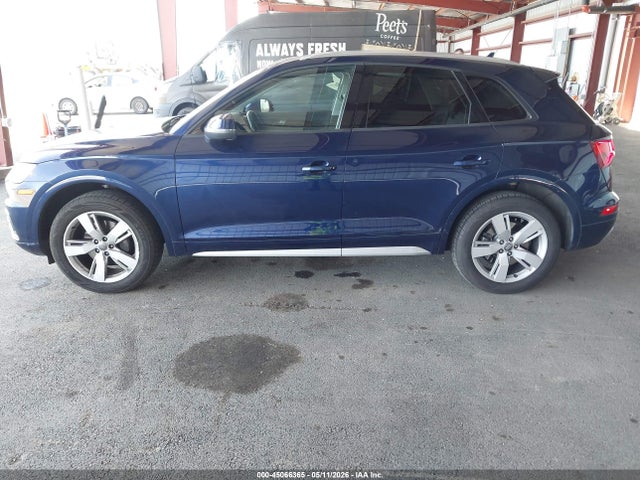 2018 Audi Q5 2.0t Premium/2.0t Tech Premium მანქანა იყიდება აუქციონზე, vin: WA1ANAFY0J2005336, აუქციონის ნომერი: 45066365