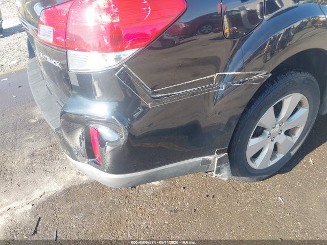 2011 Subaru Outback 2.5i Premium მანქანა იყიდება აუქციონზე, vin: 4S4BRCCC5B3341817, აუქციონის ნომერი: 45066374