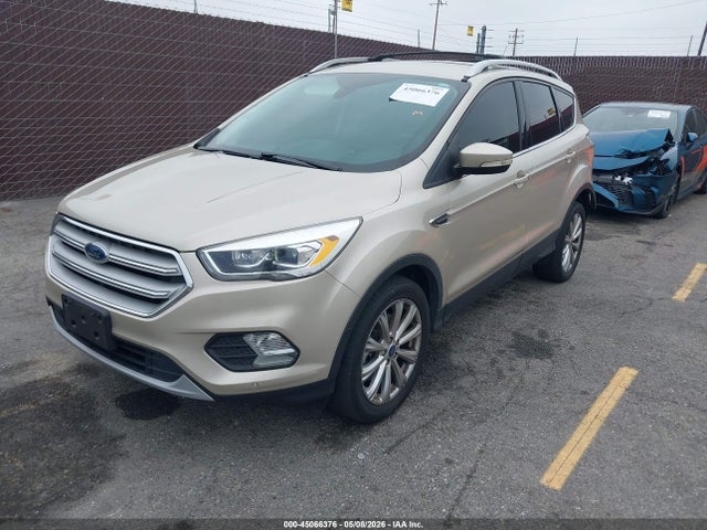 Ford Escape Titanium 2018 1FMCU9J97JUC35889 Image 2