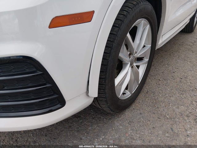 2018 Audi Q3 2.0t Premium/2.0t Sport Premium მანქანა იყიდება აუქციონზე, vin: WA1BCCFS1JR010439, აუქციონის ნომერი: 45066379