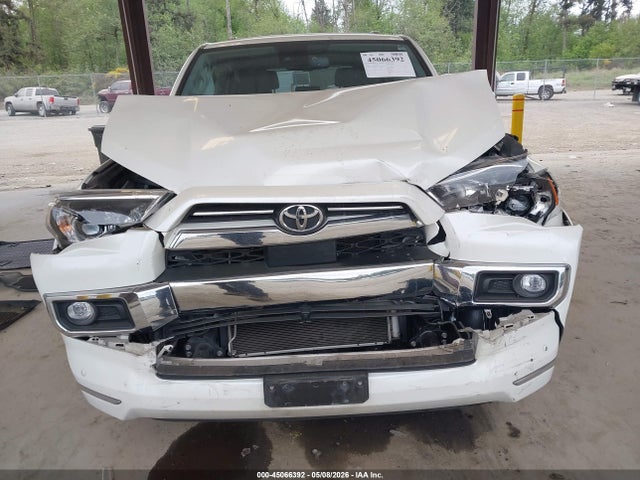Toyota 4runner Limited 2023 JTEKU5JR0P6183457 Image 12