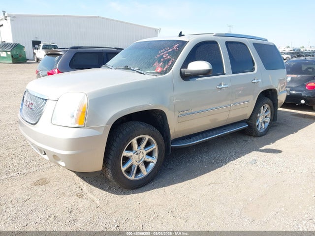 45066398 :رقم المزاد ، 1GKS2EEF6BR202731 vin ، 2011 Gmc Yukon Denali مزاد بيع