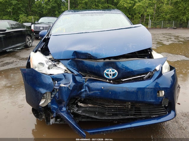 Продаж на аукціоні авто 2013 Toyota Prius V Two, vin: JTDZN3EU0D3256603, номер лоту: 45066443