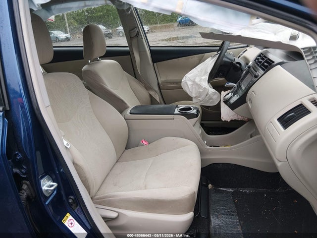 Продаж на аукціоні авто 2013 Toyota Prius V Two, vin: JTDZN3EU0D3256603, номер лоту: 45066443