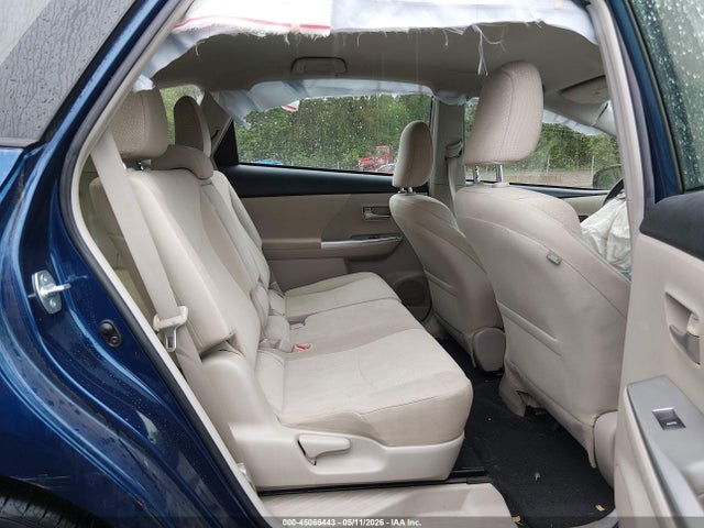 Продаж на аукціоні авто 2013 Toyota Prius V Two, vin: JTDZN3EU0D3256603, номер лоту: 45066443