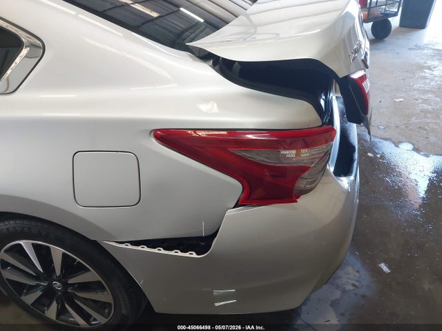 Nissan Altima 2.5 Sv 2018 1N4AL3AP2JC197641 Image 18