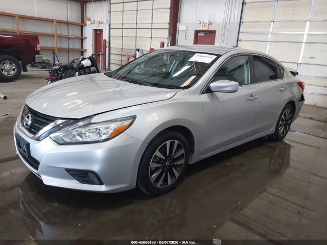 Nissan Altima 2.5 Sv 2018 1N4AL3AP2JC197641 Image 2