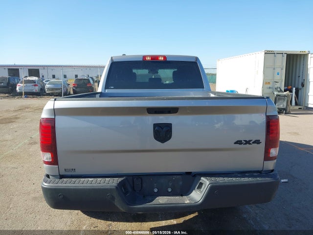 45066586 :رقم المزاد ، 1C6RR7GGXNS225229 vin ، 2022 Ram 1500 Classic Warlock  4x4 6'4 Box مزاد بيع