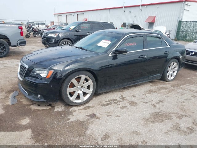 2012 Chrysler 300 Srt8 მანქანა იყიდება აუქციონზე, vin: 2C3CCAFJ7CH800681, აუქციონის ნომერი: 45066605