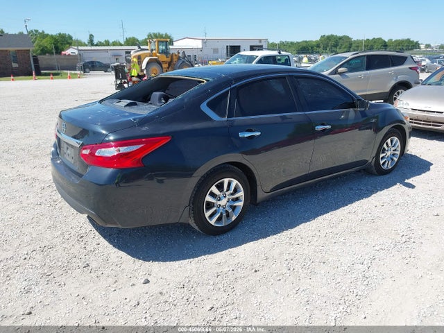 1N4AL3AP7HC226075 Nissan Altima 2.5 S