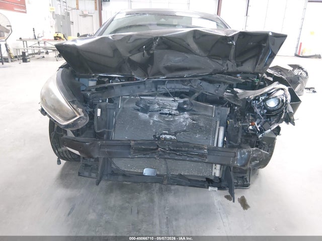 Продажа на аукционе авто 2018 Hyundai Sonata Limited, vin: 5NPE34AF0JH702721, номер лота: 45066710