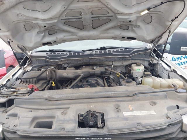 Ford F-550 Chassis Xl 2018 1FDUF5GY1JDA04461 Image 9