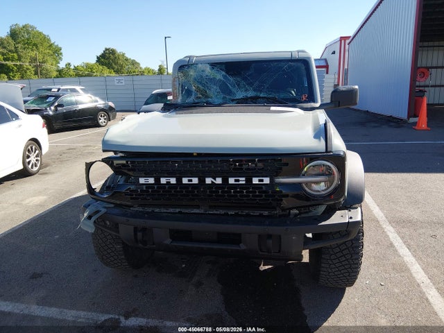 45066788 :رقم المزاد ، 1FMEE5DP1PLB30255 vin ، 2023 Ford Bronco Wildtrak مزاد بيع