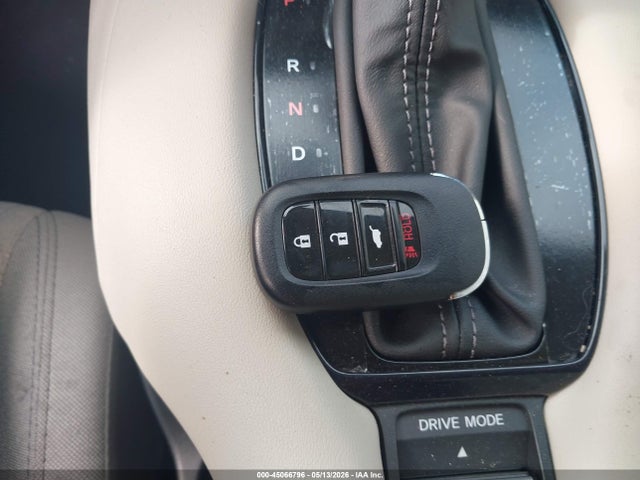 3CZRZ2H33TM760345 Honda Hr-v Awd Lx