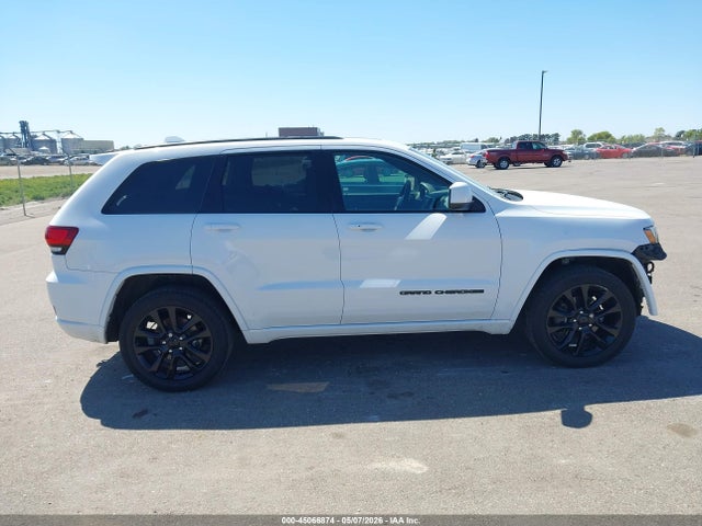 1C4RJFAG4HC794496 Jeep Grand Cherokee Altitude 4x4