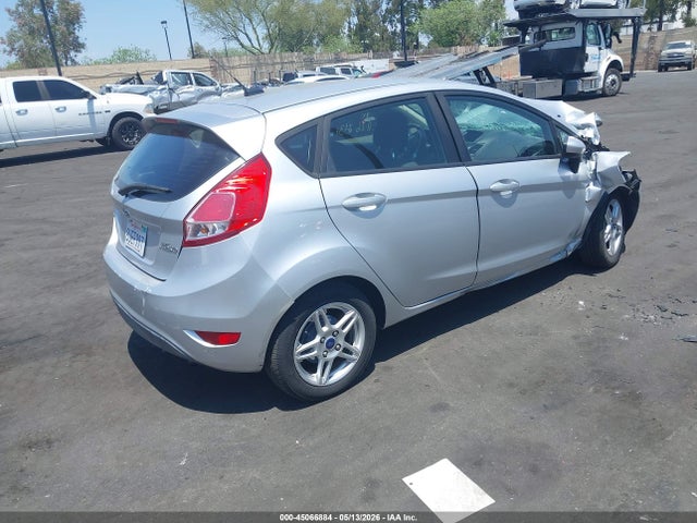 Ford FIESTA SE 2017 3FADP4EJ5HM112877 Image 4