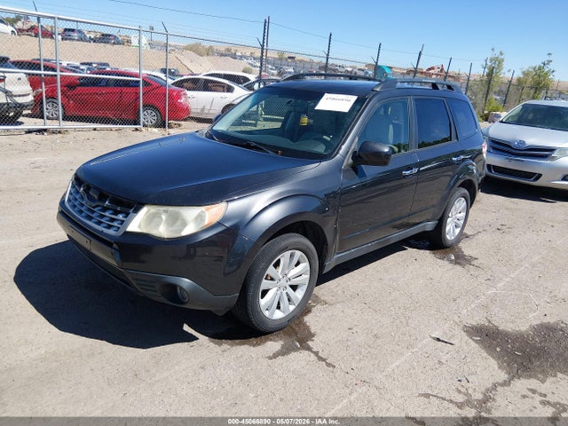 45066890 :رقم المزاد ، JF2SHADCXDH424158 vin ، 2013 Subaru Forester 2.5x Premium مزاد بيع