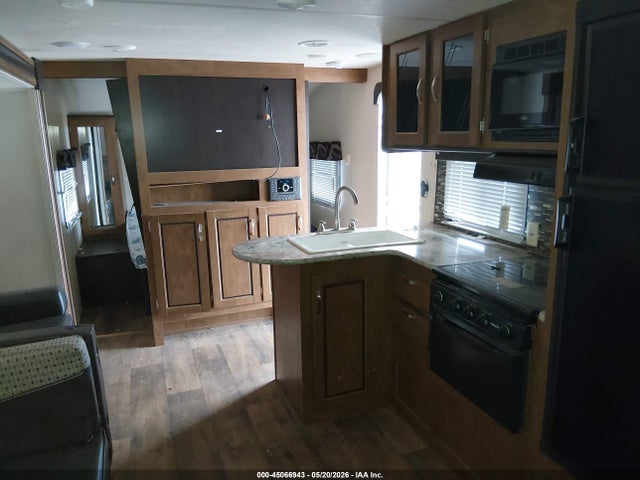 Forest River Salem 2017 4X4TSMD21H7413147 Image 15