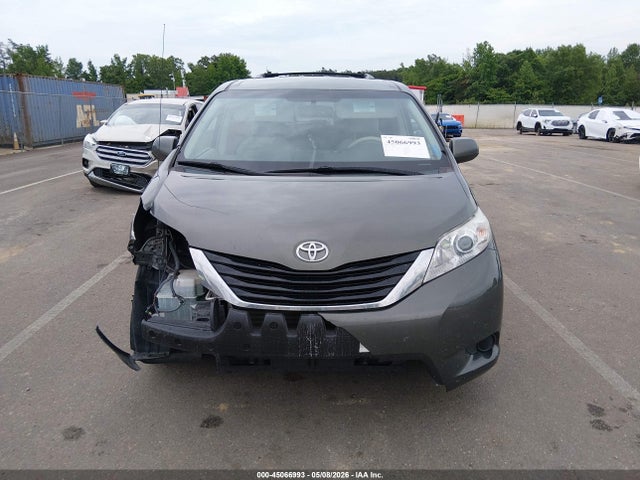 Продаж на аукціоні авто 2011 Toyota Sienna Le V6, vin: 5TDKK3DC2BS094424, номер лоту: 45066993