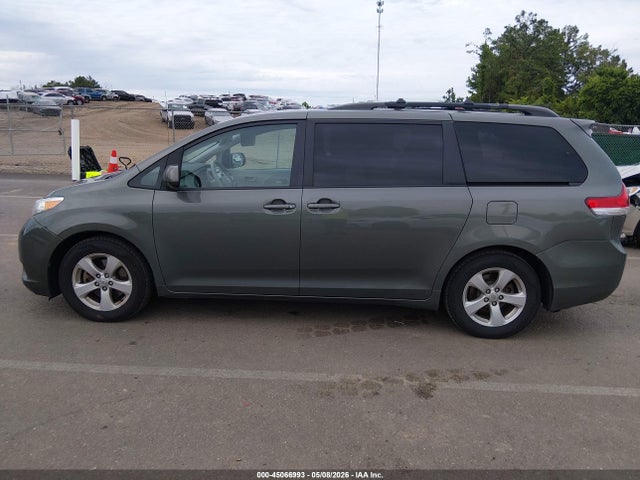 Продаж на аукціоні авто 2011 Toyota Sienna Le V6, vin: 5TDKK3DC2BS094424, номер лоту: 45066993