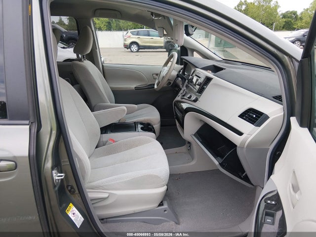 Продаж на аукціоні авто 2011 Toyota Sienna Le V6, vin: 5TDKK3DC2BS094424, номер лоту: 45066993
