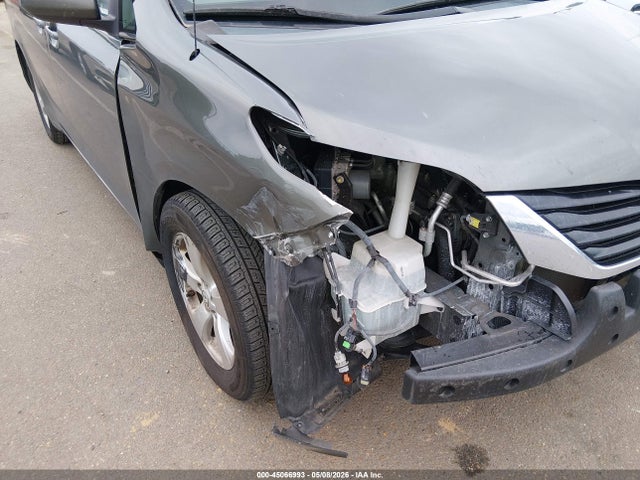 Продаж на аукціоні авто 2011 Toyota Sienna Le V6, vin: 5TDKK3DC2BS094424, номер лоту: 45066993