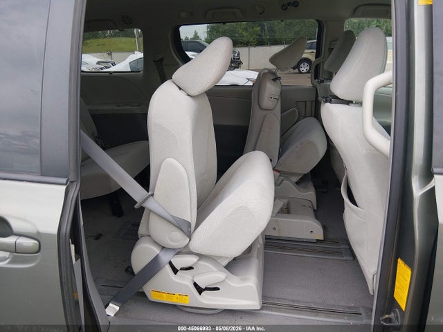 Продаж на аукціоні авто 2011 Toyota Sienna Le V6, vin: 5TDKK3DC2BS094424, номер лоту: 45066993
