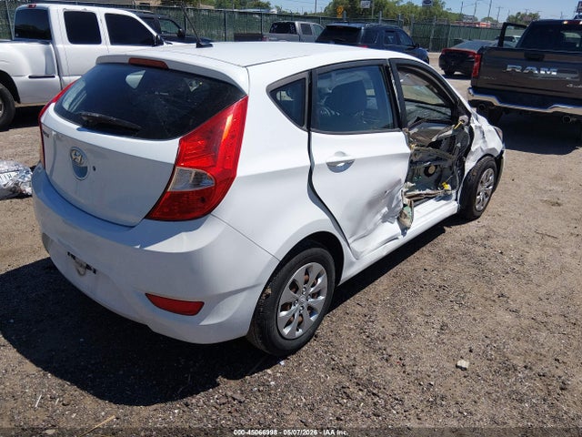 Hyundai ACCENT SE 2017 KMHCT5AE9HU307601 Image 4