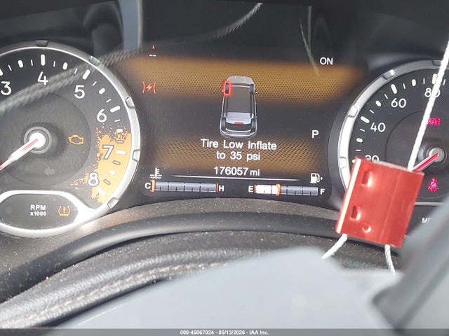 45067024 :رقم المزاد ، ZACCJBCT7GPD69731 vin ، 2016 Jeep Renegade Trailhawk مزاد بيع