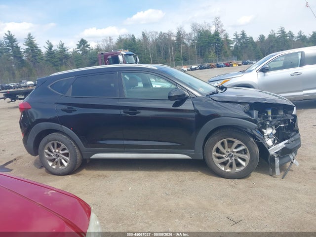 Продажа на аукционе авто 2017 Hyundai Tucson Se, vin: KM8J3CA41HU524711, номер лота: 45067027