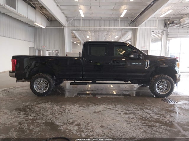 Продажа на аукционе авто 2017 Ford F-250 Lariat, vin: 1FT7W2B61HEC89978, номер лота: 45067032