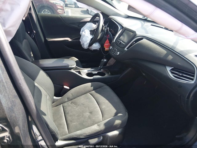 1G1ZB5ST5HF133117 Chevrolet MALIBU LS