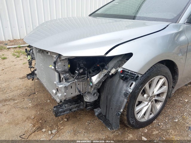 4T1C11AK2MU561990 Toyota CAMRY LE