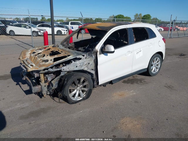 Продажа на аукционе авто 2015 Mitsubishi Outlander Sport Es, vin: 4A4AR3AU6FE004605, номер лота: 45067066