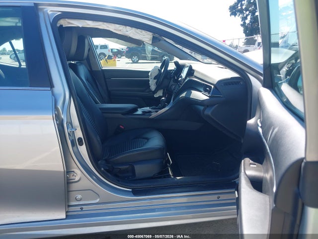 45067069 :رقم المزاد ، 4T1G11AK3PU827944 vin ، 2023 Toyota Camry Se مزاد بيع