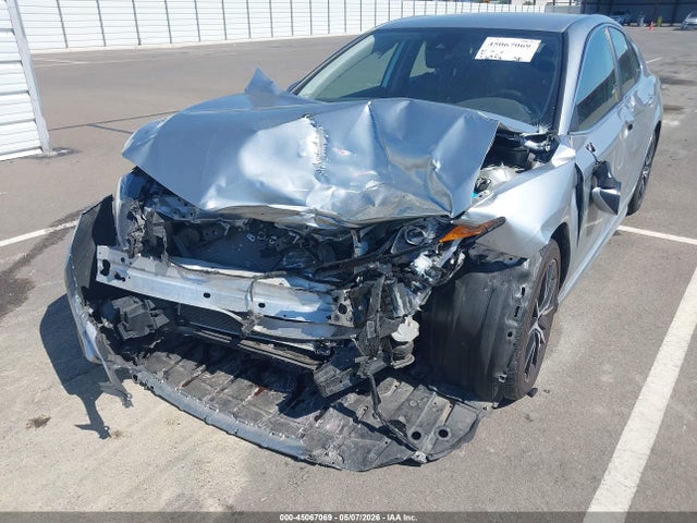 45067069 :رقم المزاد ، 4T1G11AK3PU827944 vin ، 2023 Toyota Camry Se مزاد بيع