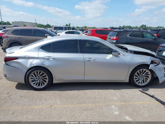 45067081 :رقم المزاد ، 58AB21B1XKU003423 vin ، 2019 Lexus Es 300h Ultra Luxury مزاد بيع