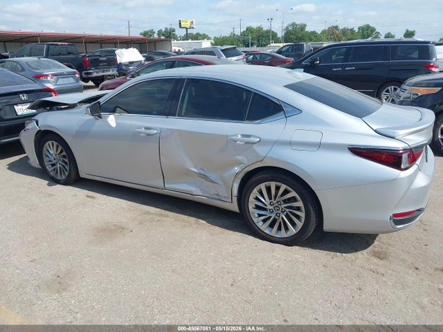 45067081 :رقم المزاد ، 58AB21B1XKU003423 vin ، 2019 Lexus Es 300h Ultra Luxury مزاد بيع