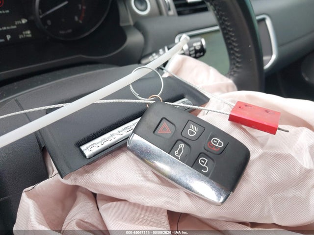 45067118 :رقم المزاد ، SALVR2RX5JH283059 vin ، 2018 Land Rover Range Rover Evoque Hse مزاد بيع
