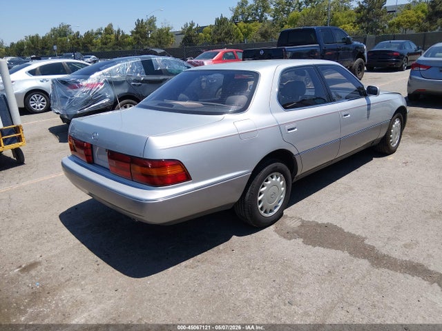 1991 Lexus Ls 400 მანქანა იყიდება აუქციონზე, vin: JT8UF11E5M0061218, აუქციონის ნომერი: 45067121