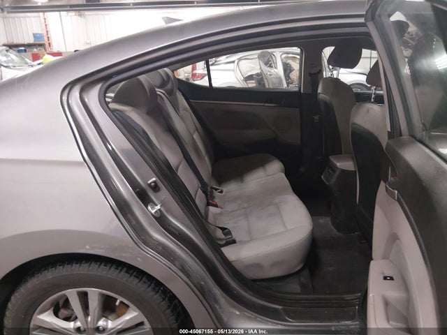 Продаж на аукціоні авто 2018 Hyundai Elantra Sel, vin: 5NPD84LF8JH354029, номер лоту: 45067155