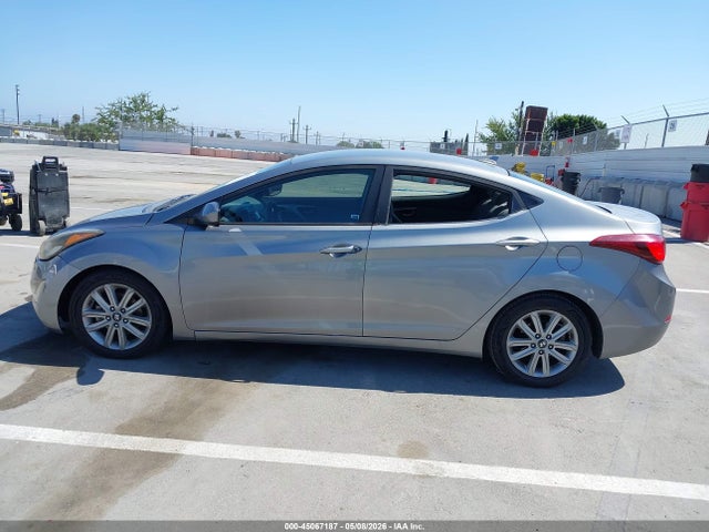KMHDH4AE5FU412522 Hyundai ELANTRA SE