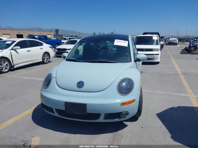 Продаж на аукціоні авто 2010 Volkswagen New Beetle 2.5l Final Edition, vin: 3VWRG3AG2AM019998, номер лоту: 45067191